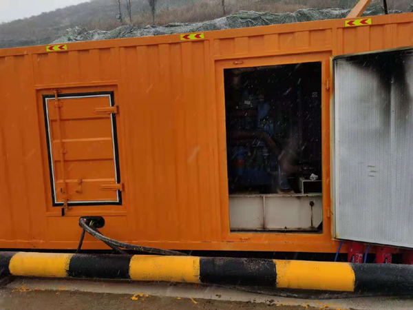 萧县发电车出租-应急柴油发电机组选什么样的比较好？