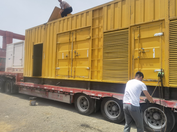 萧县发电机出租100KW发电机需要什么规格的电缆线？