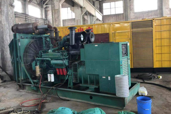 萧县发电机组的空气滤清器应该如何保养？