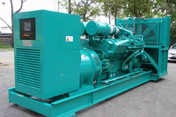 萧县柴油发电机组电压不稳定怎样维修？