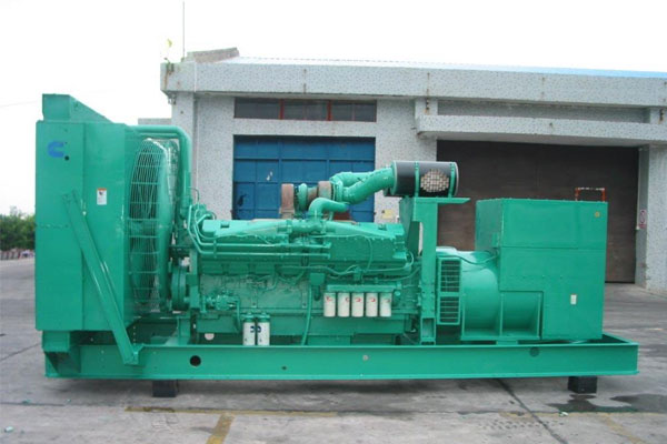 萧县工厂发电机应急发电时如何更准确地检查发电机状态？