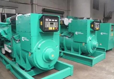 萧县柴油发电机冬季保养需要特别注意哪些部件？